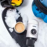 اسپرسوساز سفری واکاکو مدل Nanopresso Elements Chill به همراه کیف حمل