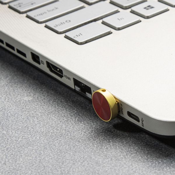 فلش مموری کینگ استار مدل KS240 ظرفیت 32 گیگابایت - سبک، مقاوم و قابلحمل