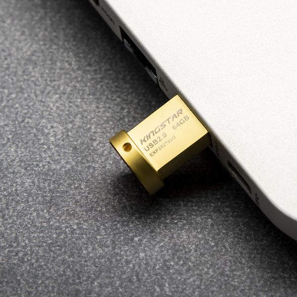 فلش مموری کینگ استار مدل KS240 ظرفیت 32 گیگابایت - سبک، مقاوم و قابلحمل