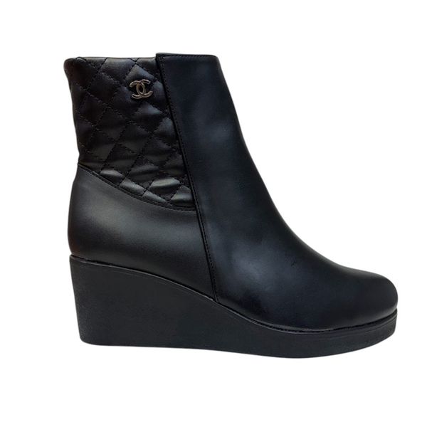 نیم بوت زنانه مدل NGD 452 بیاله رنگ مشکی