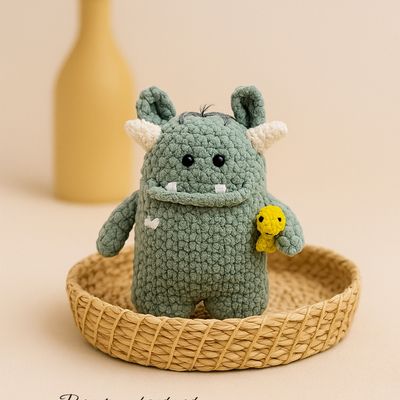 عروسک بافتنی کُل خُل