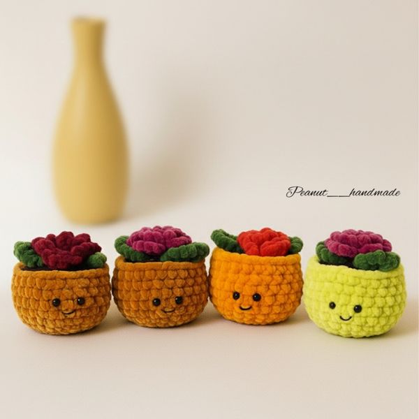 گلدان بافتنی گلدانه