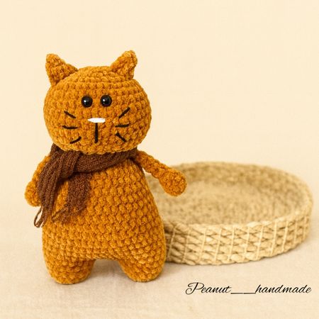 عروسک بافتنی موسیسو گربه باوقار