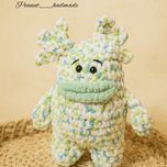 عروسک بافتنی میکروب