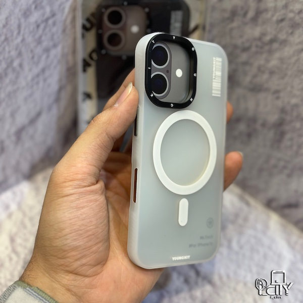 قاب iphone 16 برند یانگ کیت مدل hidden sand matte texture کد3
