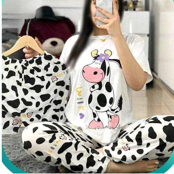 ست 3 تکه راحتی زنانه طرح گاو و Milk (تیشرت، شلوار و شلوارک) - فری سایز