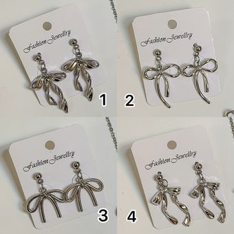 گوشواره پاپیون