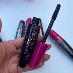 ریمل کمسس در بنفش