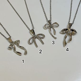 گردنبند پاپیون