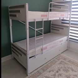 دوطبقه مهماندار آترینا(سه نفره)