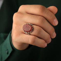 انگشتر عقیق سرخ خطی