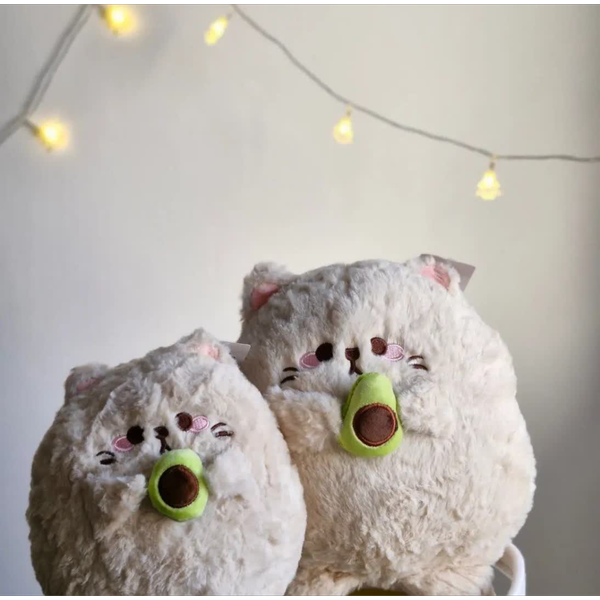 گربه آووکادو به دست (2 سایز)