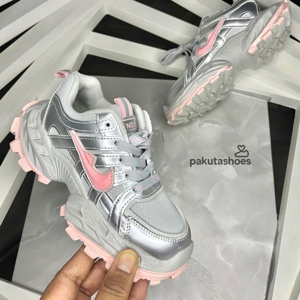 اسپرت طبی وارداتی مدل نایک کد 2159978