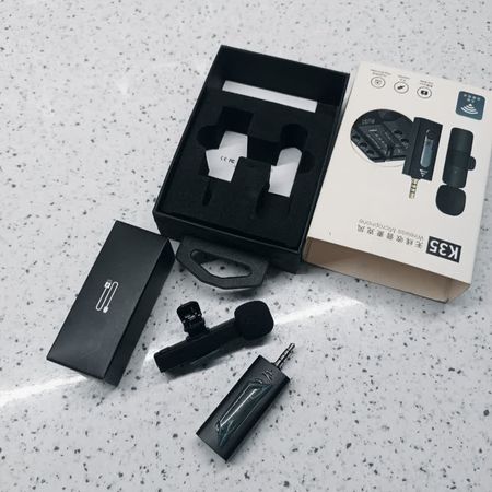 میکروفون بیسیم یقهای K35 با گیرنده جک 3.5 میلیمتری – مناسب موبایل و کامپیوتر