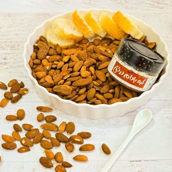 خرید کره بادام‌ درختی طبیعی 170 گرمی حَنا | خالص، مقوی و سرشار از انرژی و پروتئین