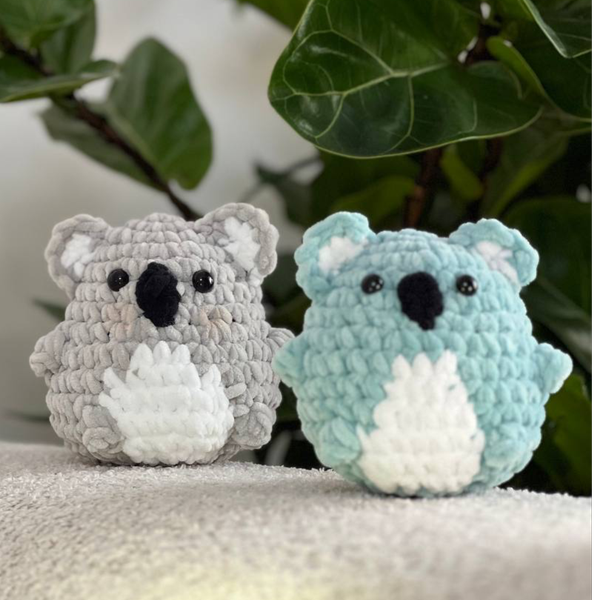 عروسک بافتنی «ماهوت»؛ کوآلای نقره‌فام