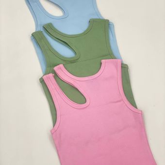 کراپ نیم تنه سرشانه اشکی