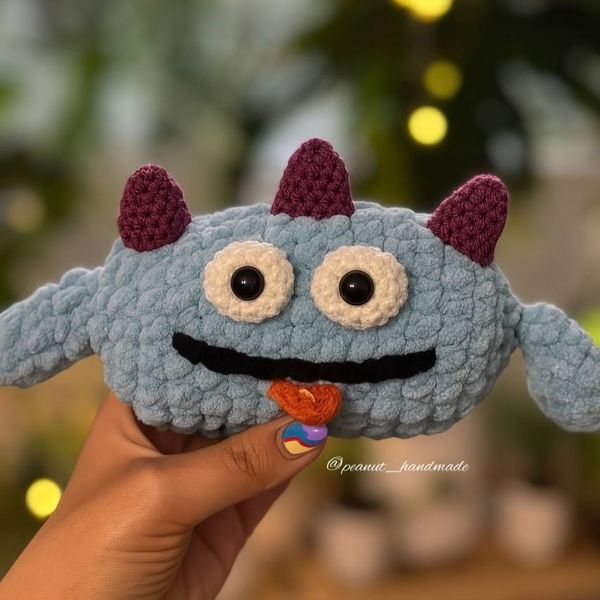 عروسک بافتنی «دندون بلو»