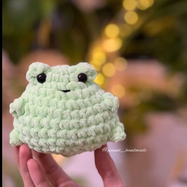 عروسک بافتنی «غورغوری»