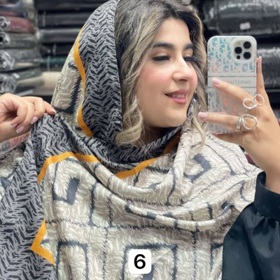 شال نخی طرح مربع