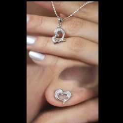 نیمست نقره ‌دلفین