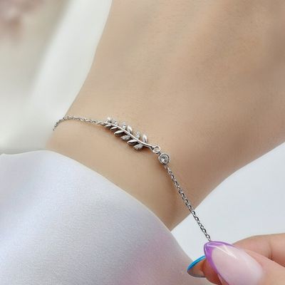 دستبند زنجیری نقره زنانه طرح برگ 2