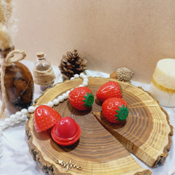 بالم لب حرارتی توت فرنگی LIP BALM Vaseina