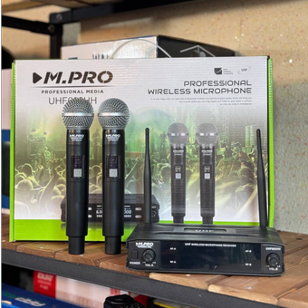 میکروفن بیسیم دو کانال M-PRO  UHF662