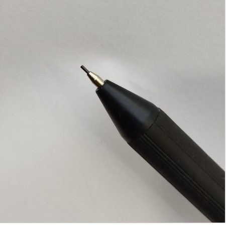 اتود طرح متال مشکی مات مداد نوکی