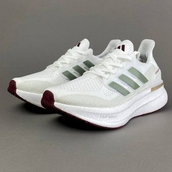 کتونی استوک آدیداس‌ اولترا‌بوست Adidas Ultraboost 5