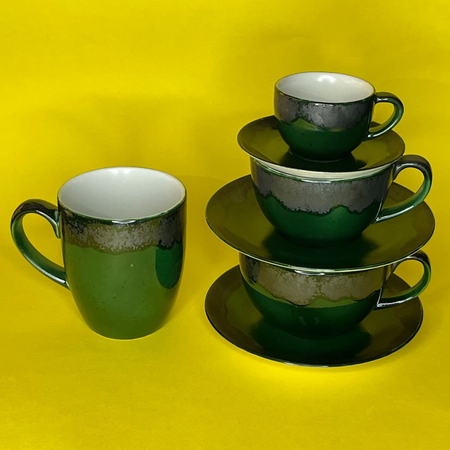 فنجان قهوه زمردی