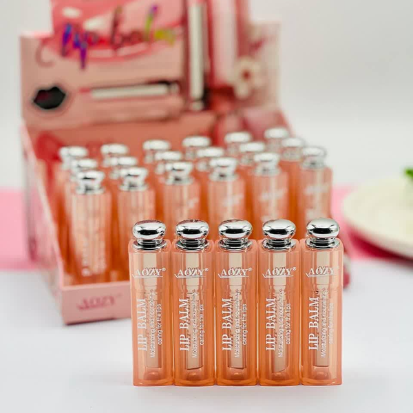 بالم لب دیور | ویتامینه، آبرسان و نرم‌کننده لب با رنگ طبیعی