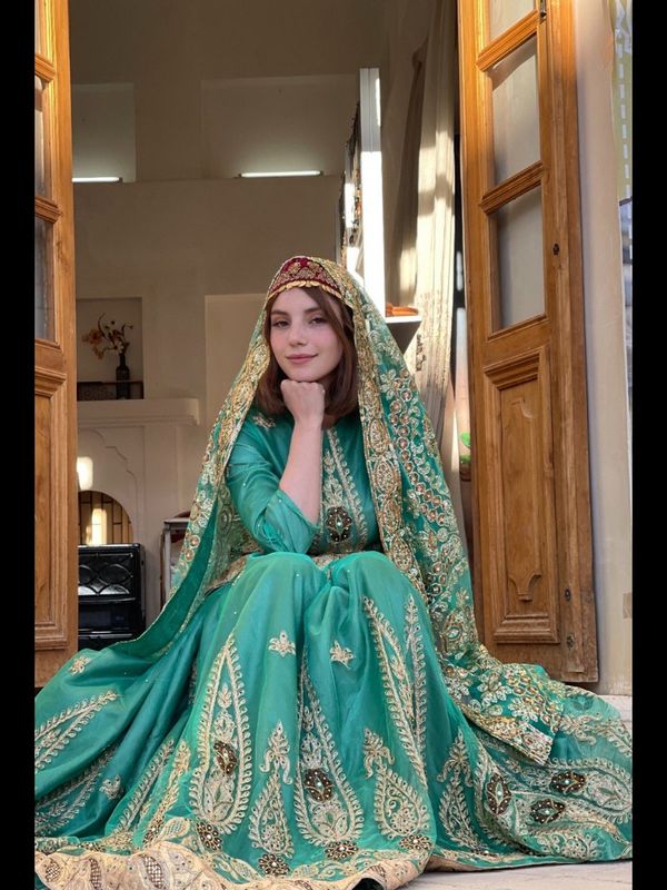 لباس محلی سبک چنارین  رنگ سبز درباری