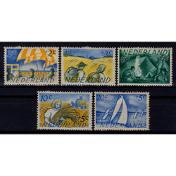 تمبر هلند سری کامل 1949 ارزش جهانی 12 دلار