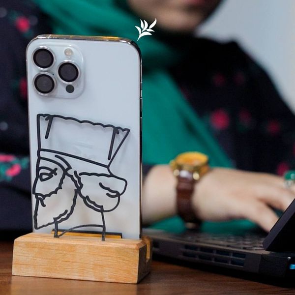 استند موبایل هخامنشی