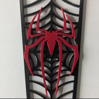 کاور تزئینی جلوی PS5 طرح اسپایدرمن