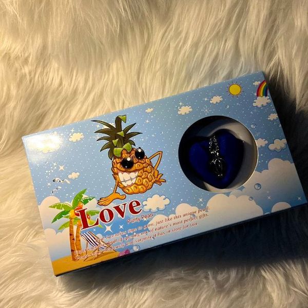 گردنبند زنانه مدل LovePearl همراه با صدف مروارید دار