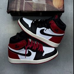 کفش کتونی مردانه نایک ایر جردن 1 Jordan 1 Black Toe Reimagined