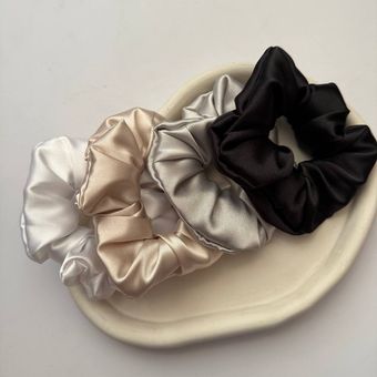 اسکرانچی ساتن با بهترین تنوع رنگی😍❤️