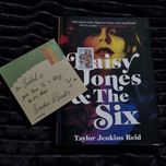 Daisy Jones & The Six by Taylor Jenkins Reid