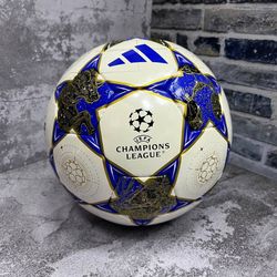 توپ فوتبال چمپیونزلیگ 2026