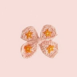 بافتنی گیره مو پروانه