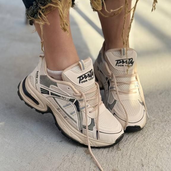 کتونی اسپرت کرم سفید helo