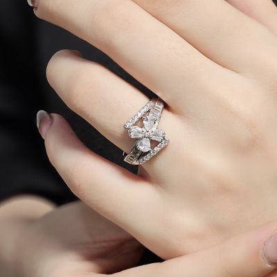 انگشتر نقره زنانه طرح گل