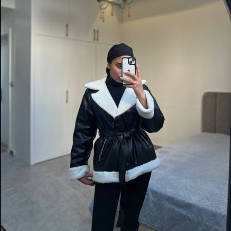 کت چرم داخل تدی شیری