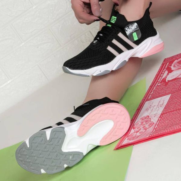 جورابی زنانه