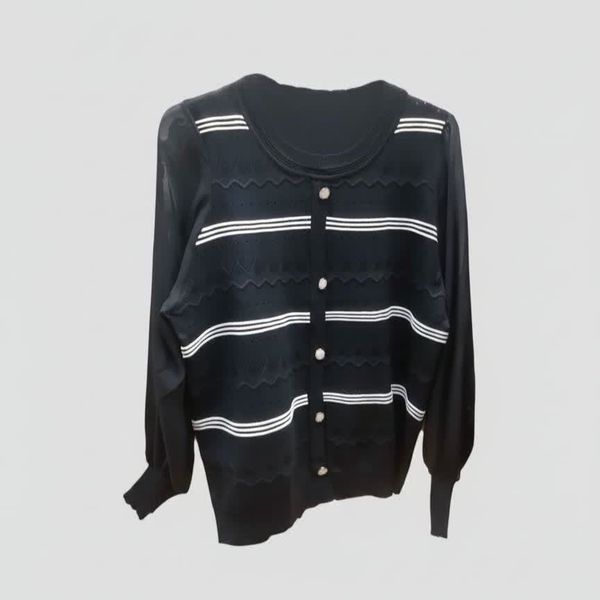 بلوز طرح بافت ریز و استین پارچه ای