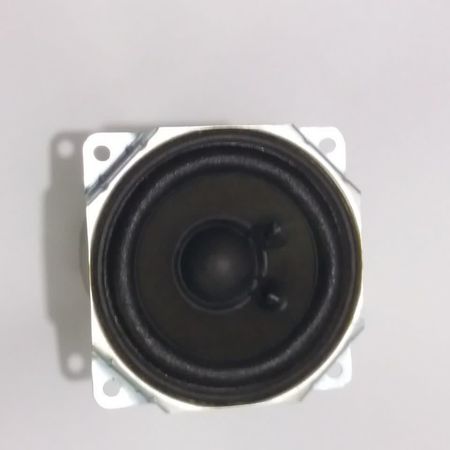 بلندگوی 4 اهم 7 وات (کارکرده)