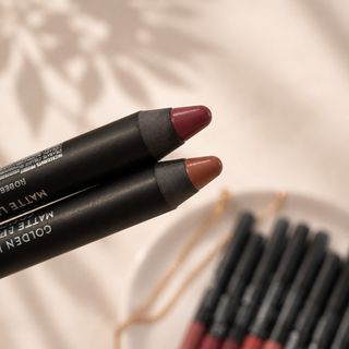 رژ لب مدادی کرایون (Crayon) گلدن رز (Golden Rose)
