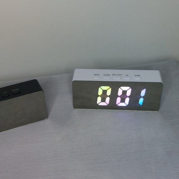 ساعت رومیزی پینترستی آینه ای